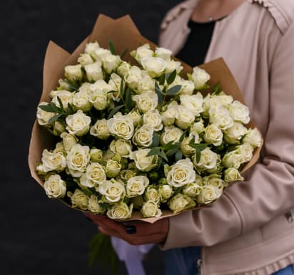 Signature Spray Roses image 2